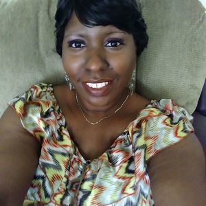 Meet your Posher, Toya